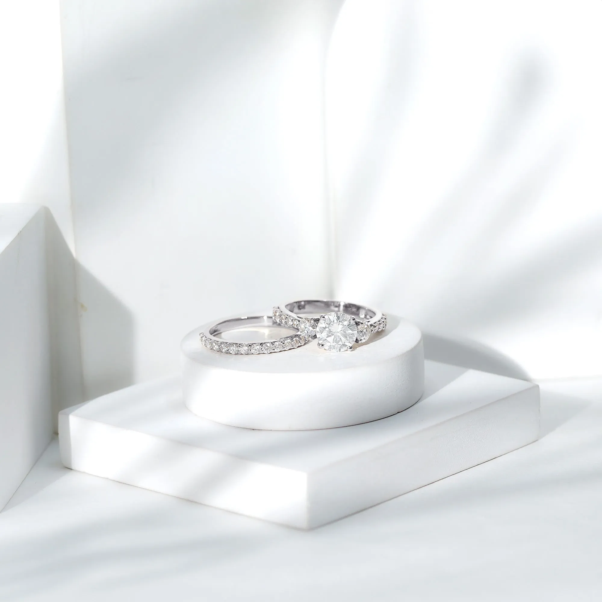 4.50 CT Round Moissanite Bridal Ring Set in Gold