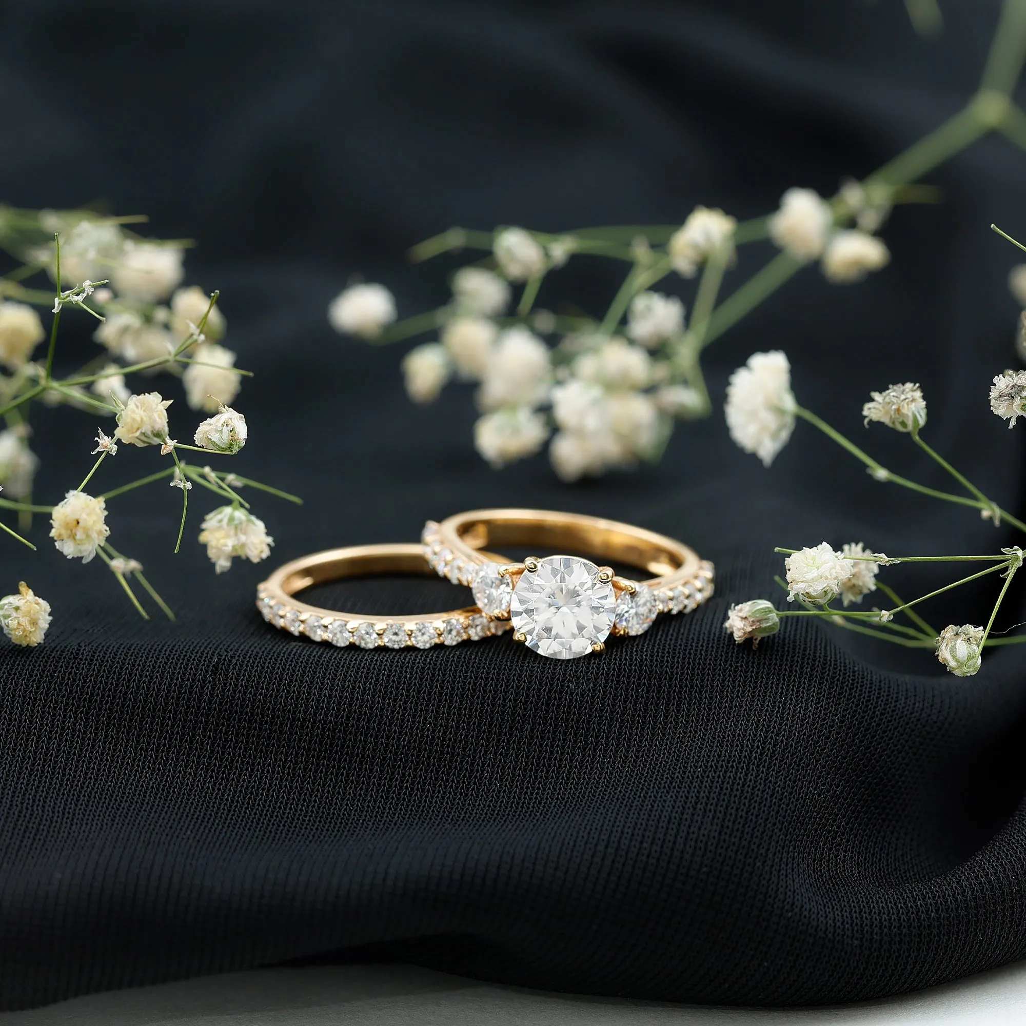 4.50 CT Round Moissanite Bridal Ring Set in Gold