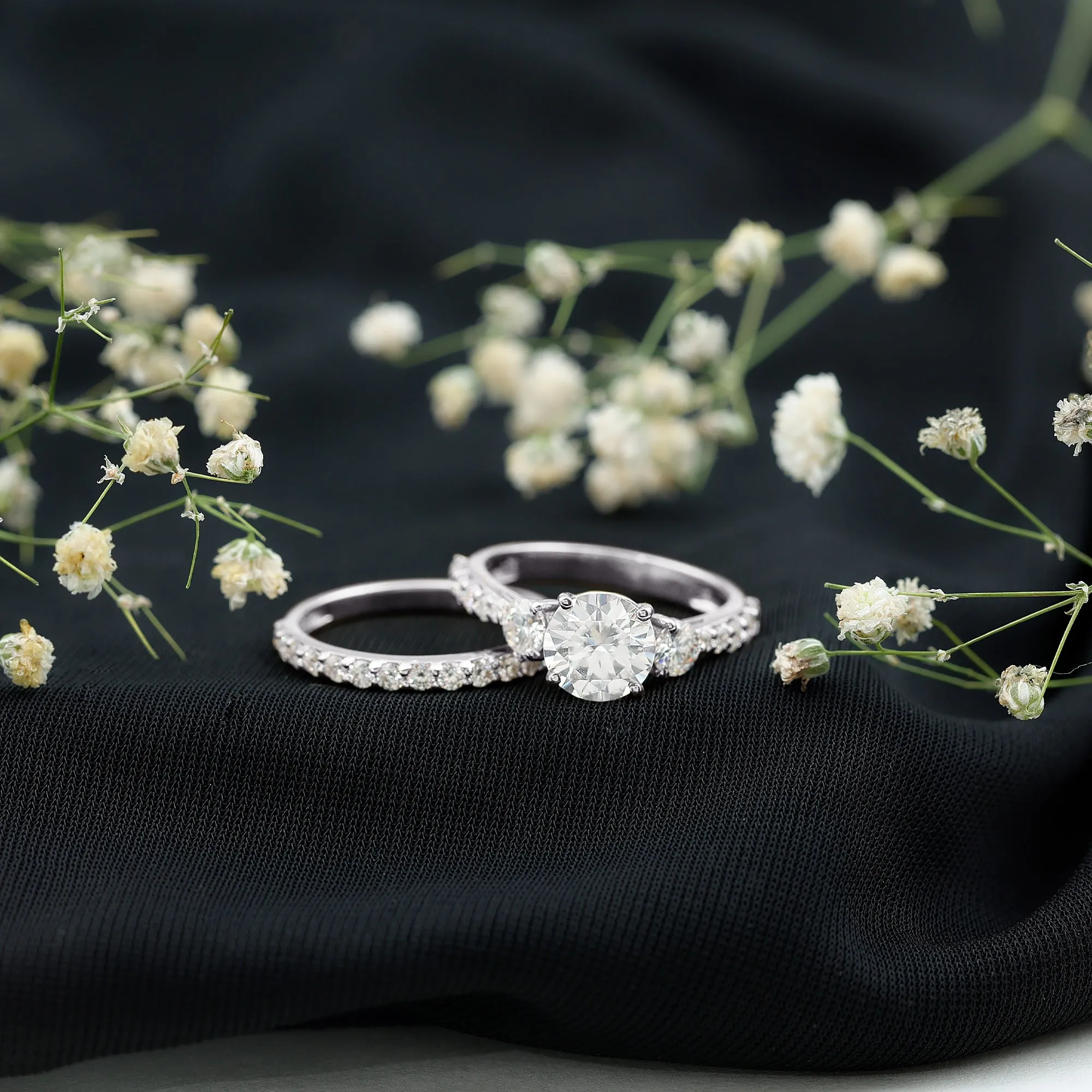 4.50 CT Round Moissanite Bridal Ring Set in Gold