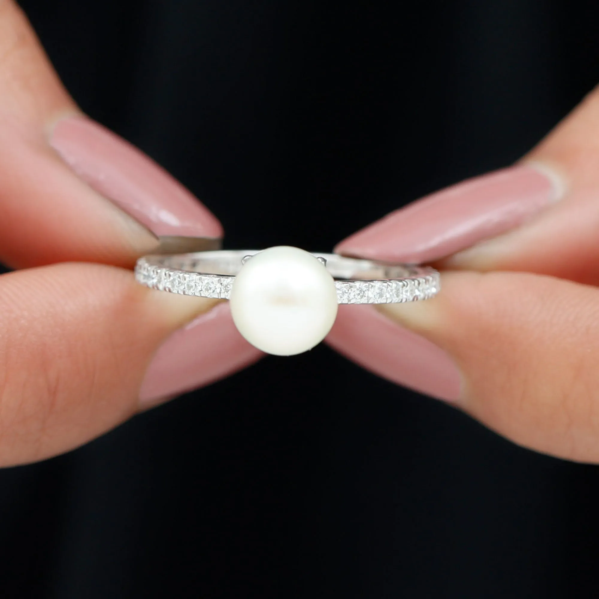 8.25 CT Fresh Water Pearl Solitaire with Diamond Side Stone Ring
