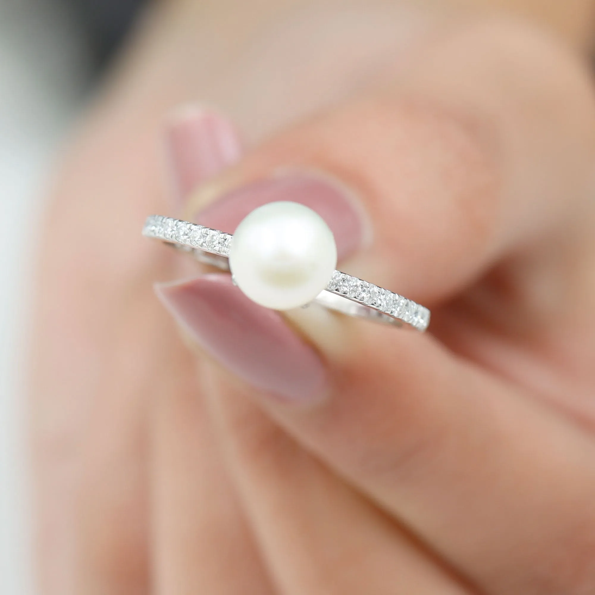 8.25 CT Fresh Water Pearl Solitaire with Diamond Side Stone Ring