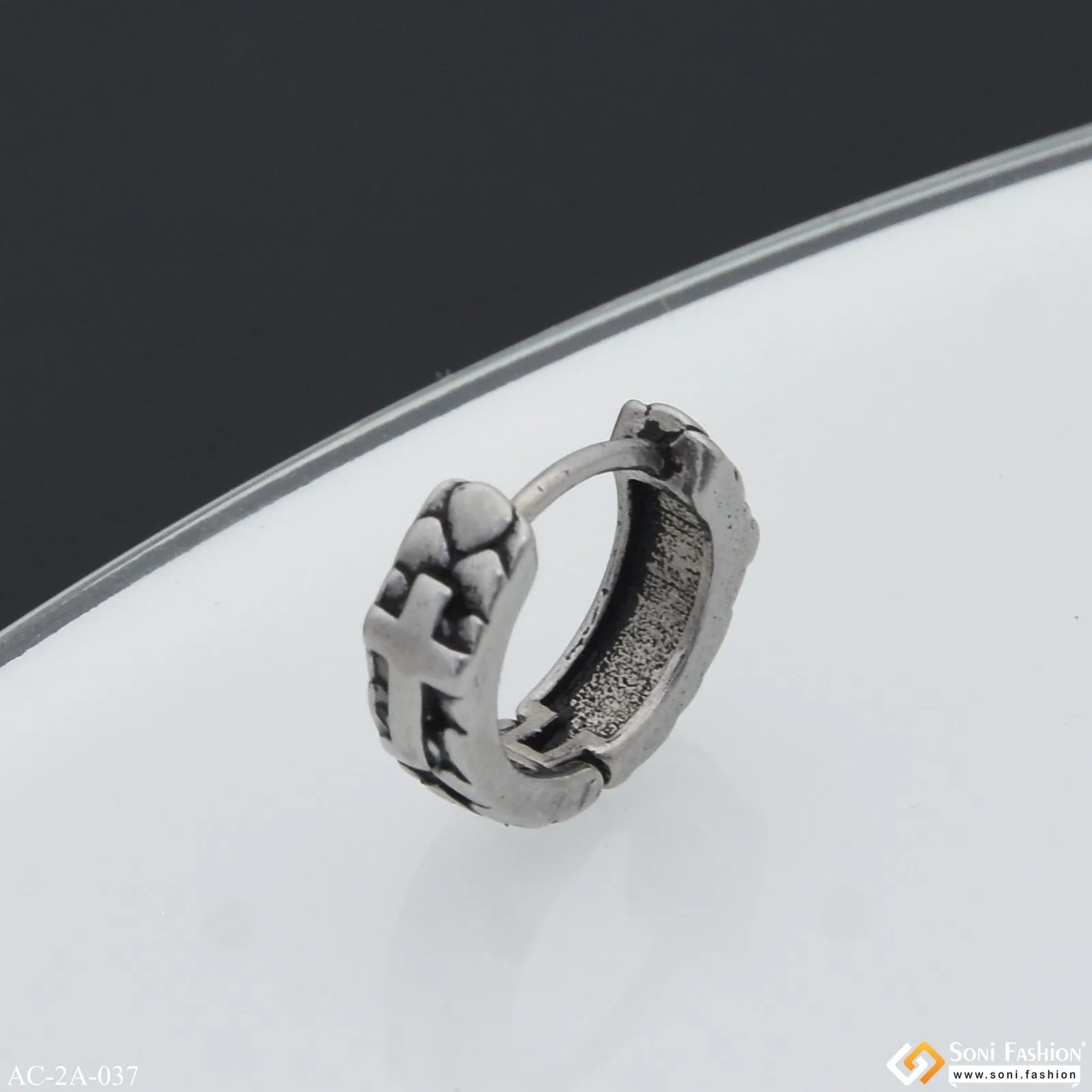 Cross Chic Design Superior Quality Stud Earring for Men (1 Pc) - Style A037