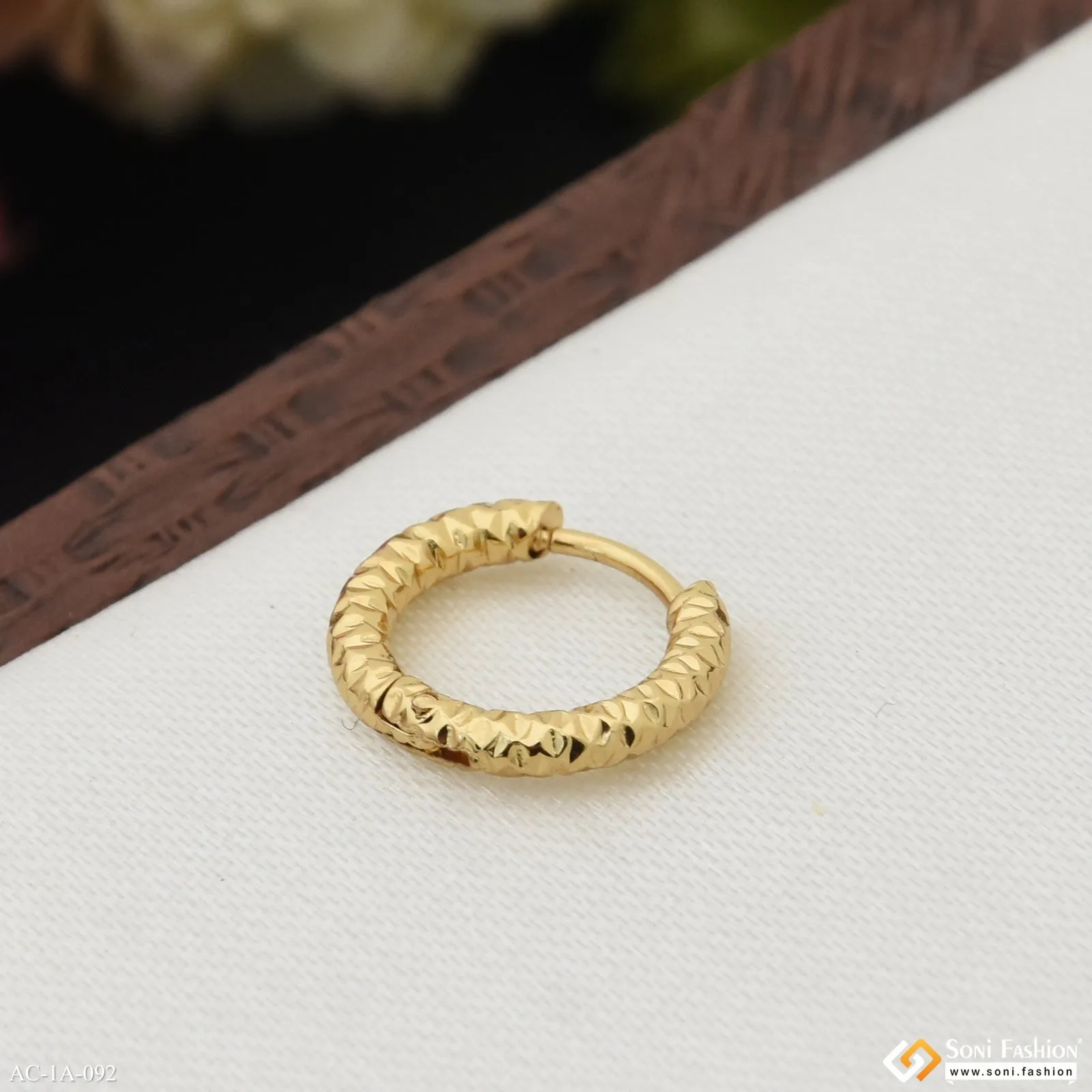 Golden Color Stainless Steel Stud Earring For Men (1 Pc) - Style A092