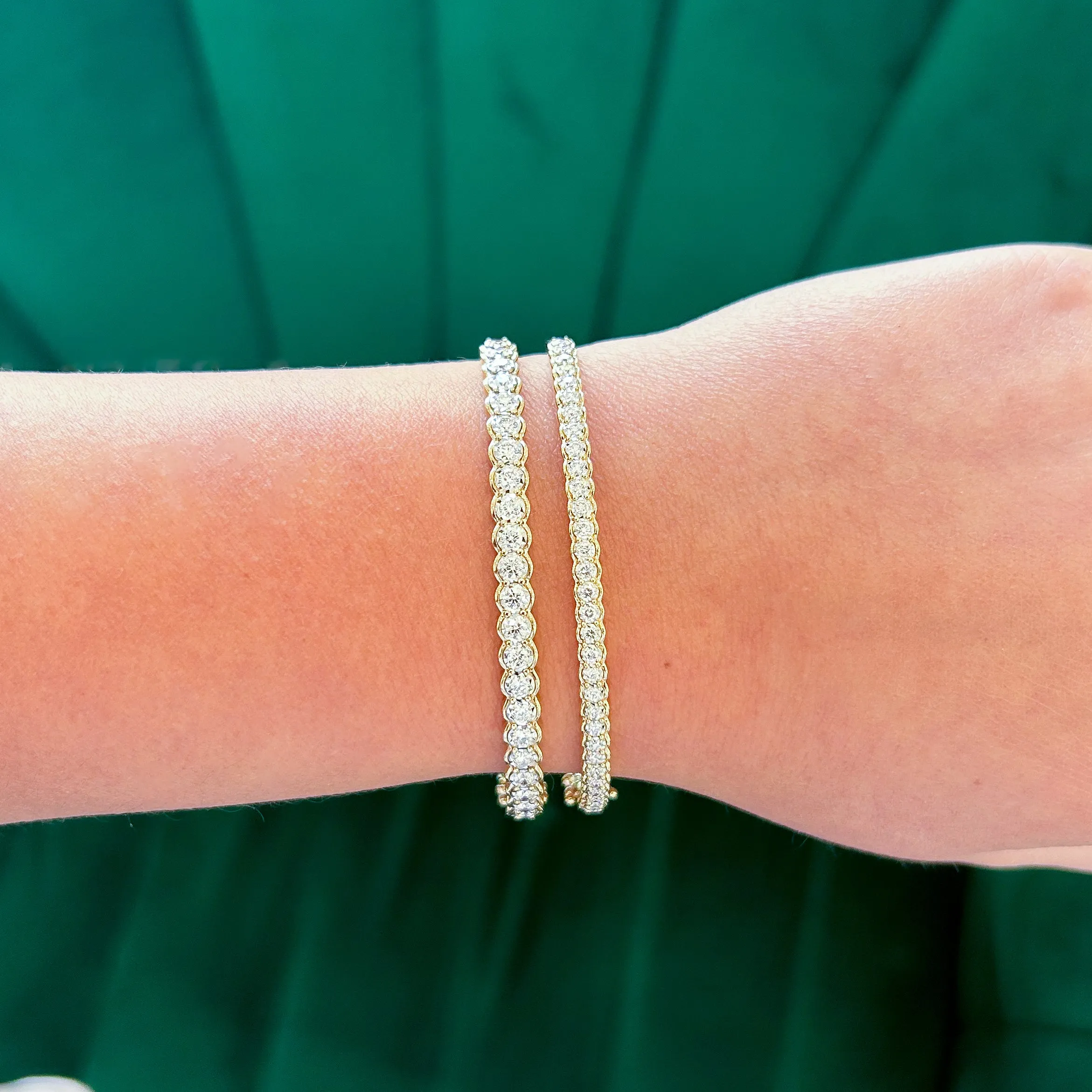 Illusion Set Diamond Bangle Bracelet, 1.35 cttw