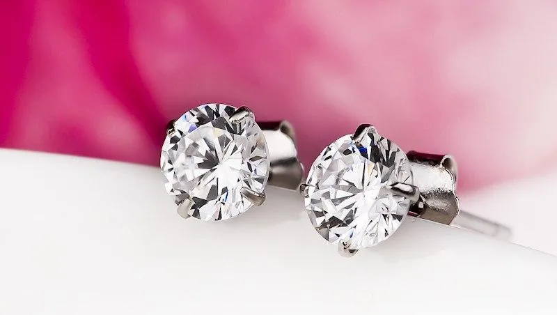 MALANDA 2018 New Fashion White Crystal Zircon 925 Sterling Silver Channel Stud Earrings For Women Wedding Jewelry Drop shipping