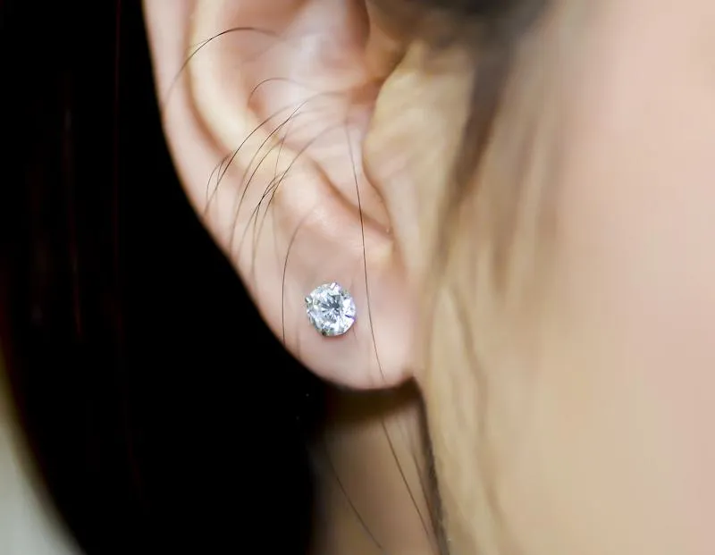 MALANDA 2018 New Fashion White Crystal Zircon 925 Sterling Silver Channel Stud Earrings For Women Wedding Jewelry Drop shipping