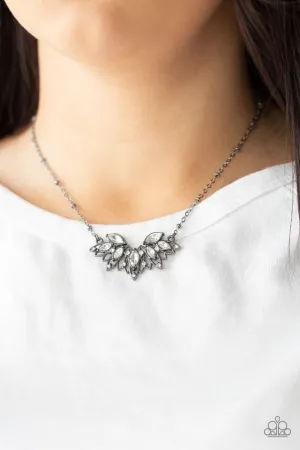 Paparazzi Necklace ~ Deluxe Diadem - Black