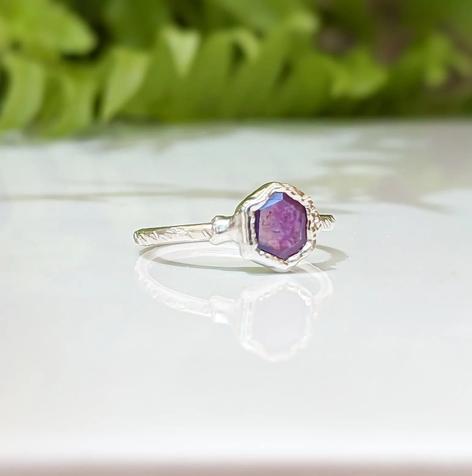Pink Star Sapphire ring in 18k Gold
