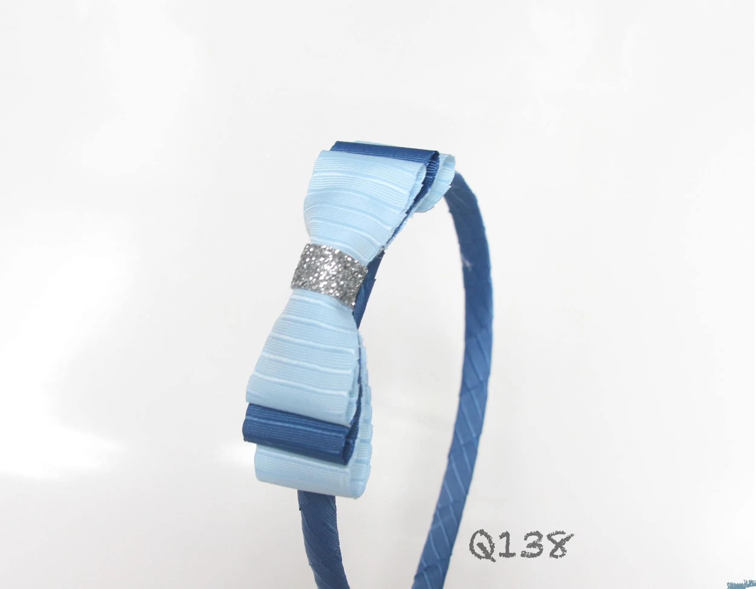 优雅的蓝色头带（Q138）