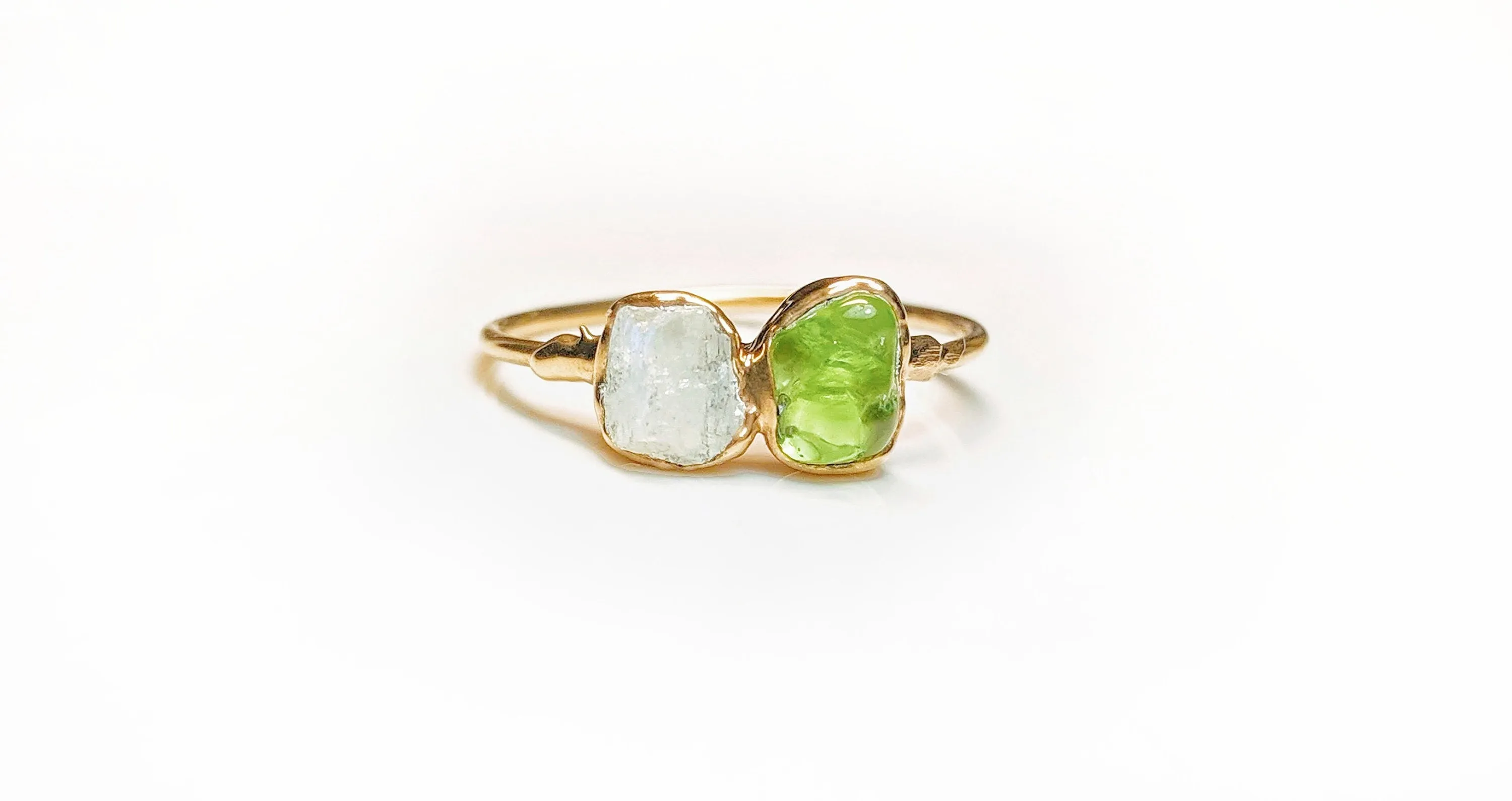 Raw gemstone Mother's ring - Family Birthstone ring