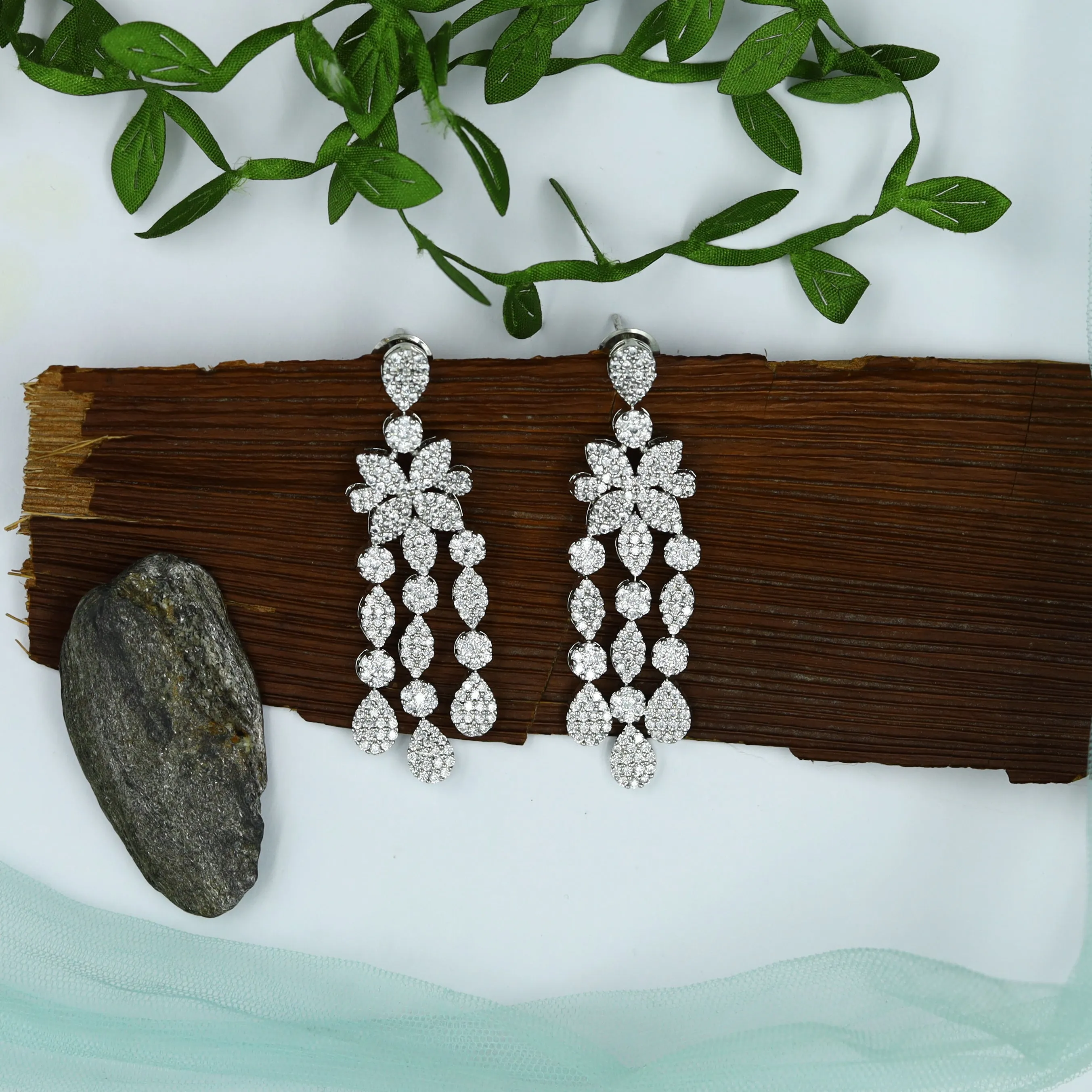 Round Neck Zircon/AD Necklace Set 10778-69