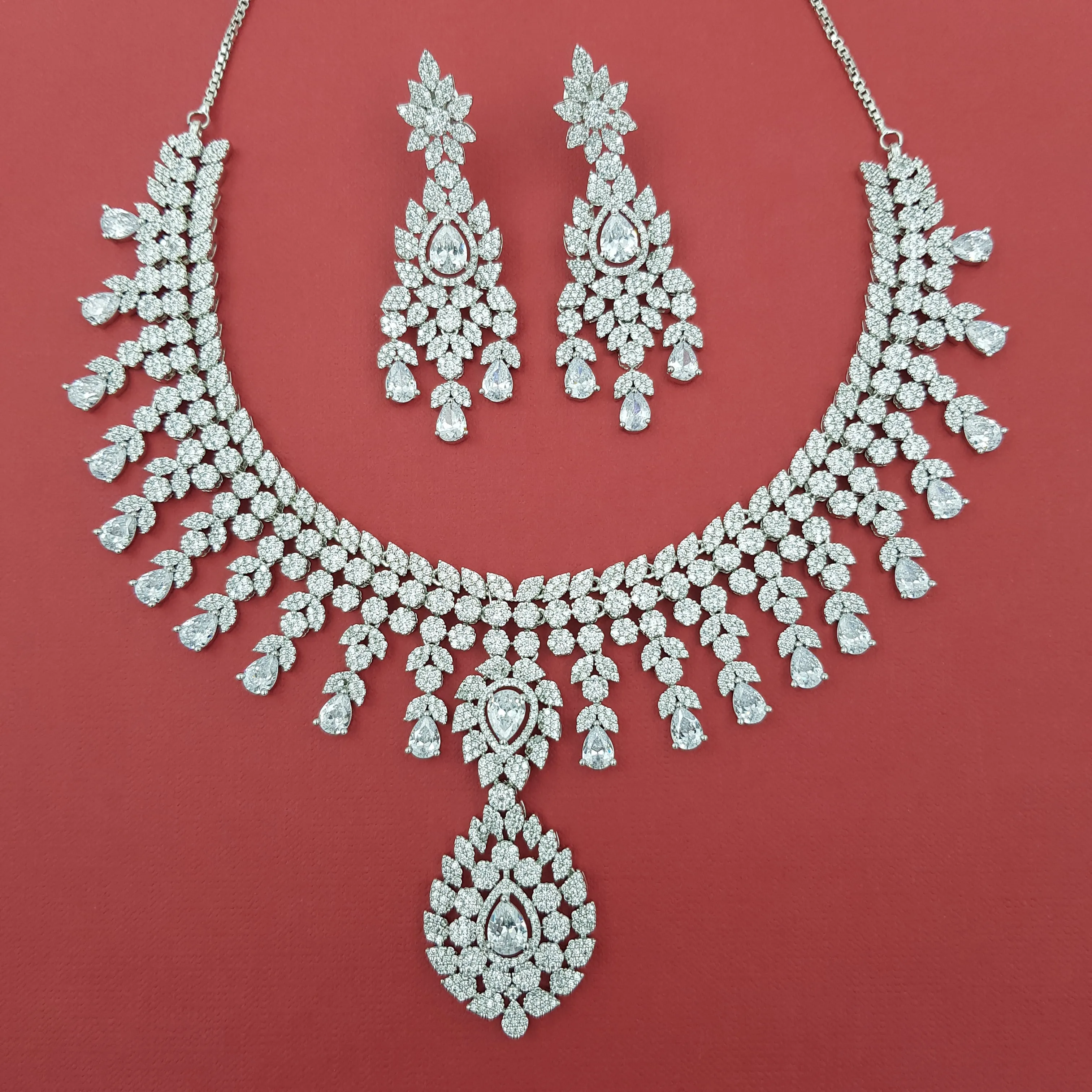 Round Neck Zircon/AD Necklace Set 8572-08