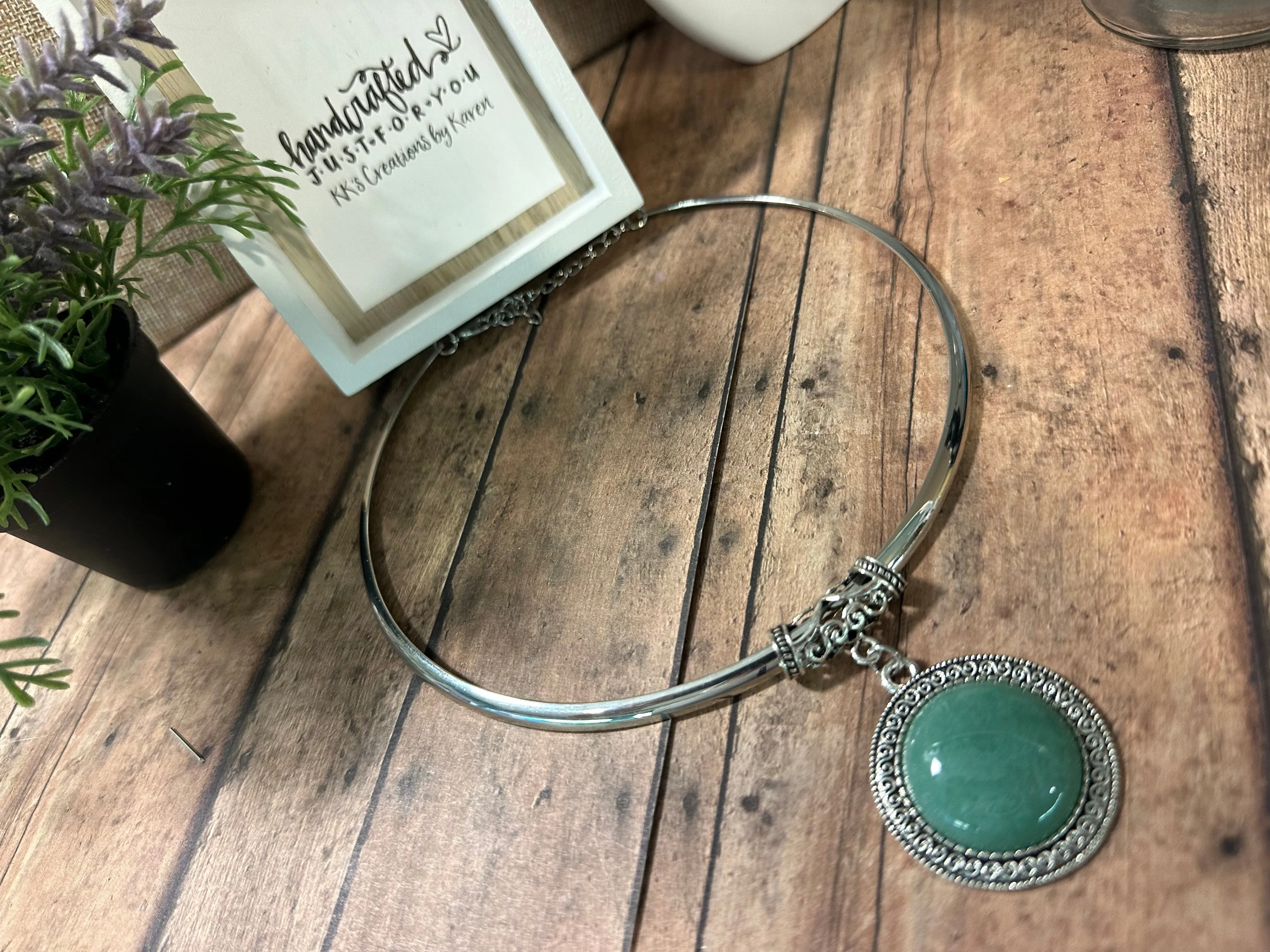 SEMI-PRECIOUS STONE CHOKER Necklace (N54)