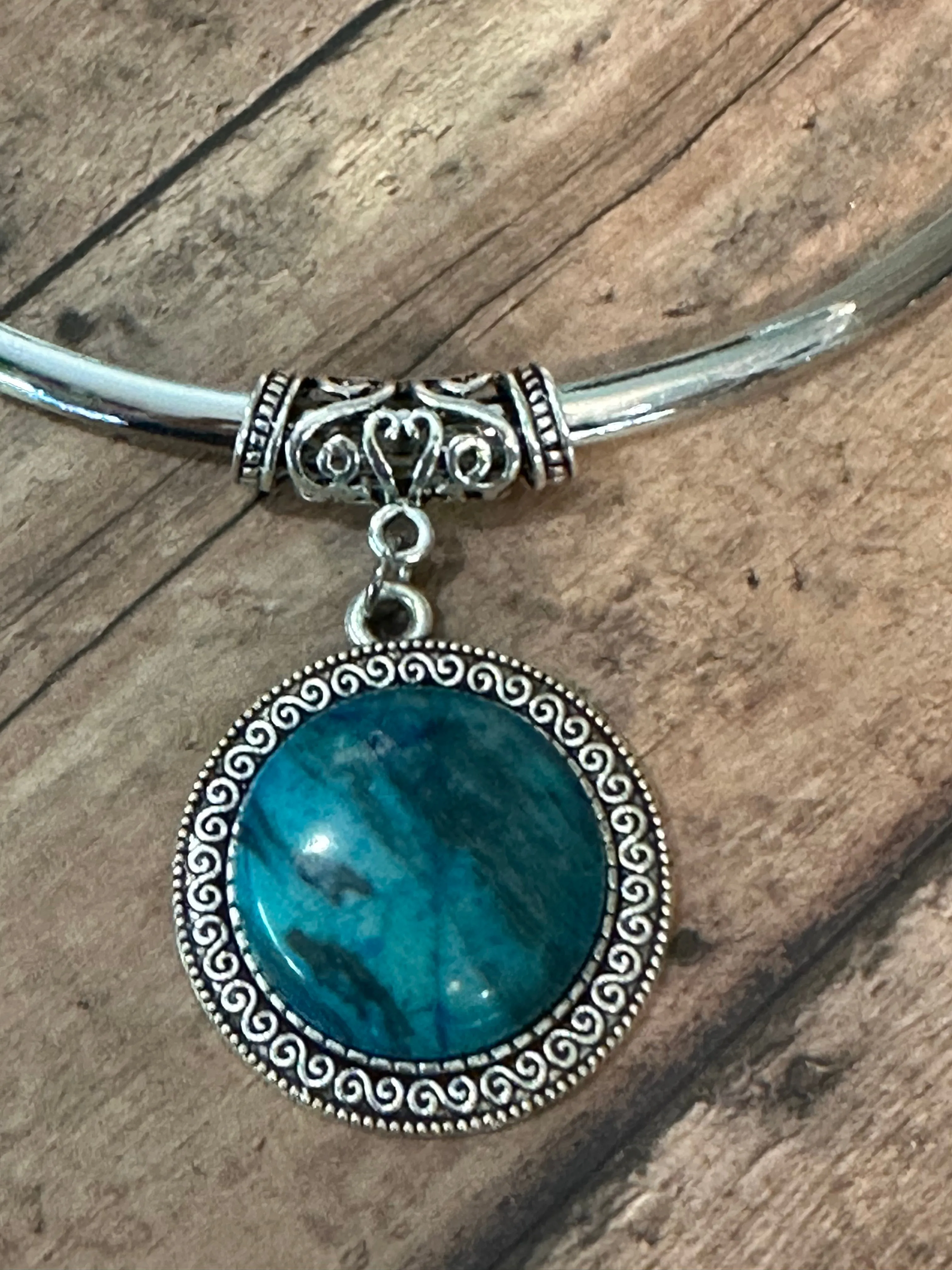 SEMI-PRECIOUS STONE CHOKER Necklace (N54)