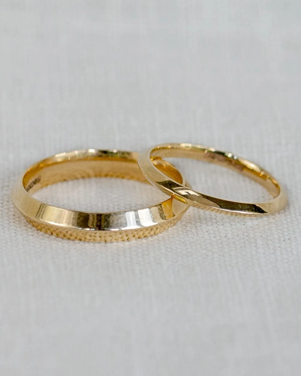 Solid Gold Fine Edge Ring - 4mm Band