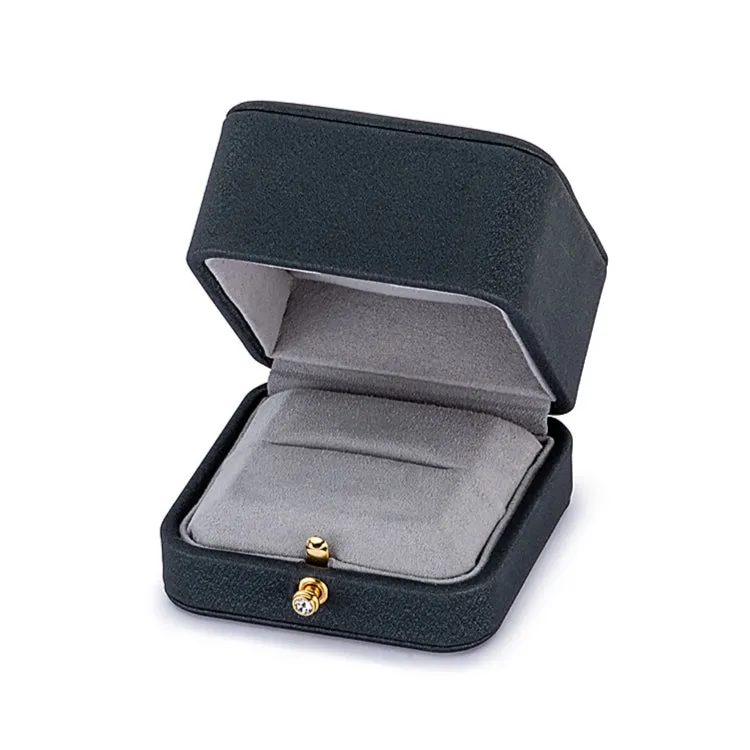 Vienna Women's Diamond Wedding Ring