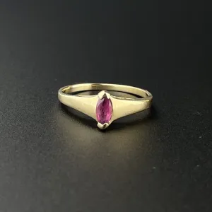 Vintage Gold Ruby Marquise Ring